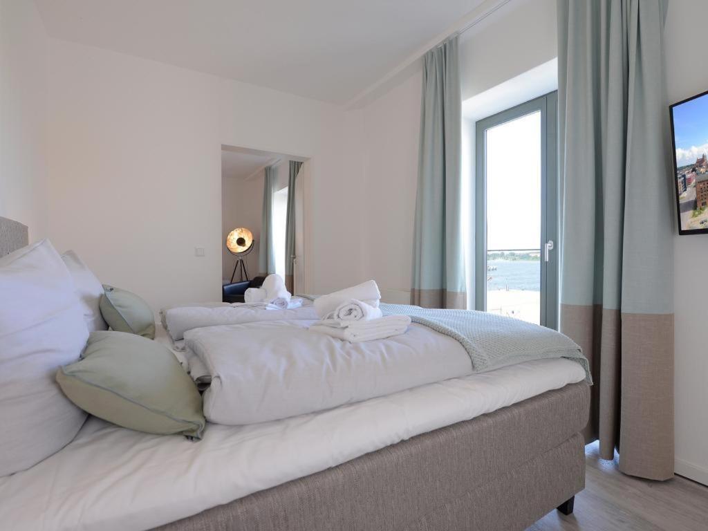 Meerblickzimmer Ohlerich Speicher Appartement 13 Вісмар Екстер'єр фото